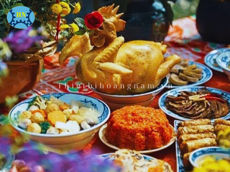 Gà luộc, xôi gấc